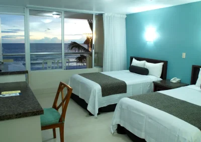 Habitación Estándar con Vista al Mar hotel familiar en el malecón de Mazatlán Don Pelayo