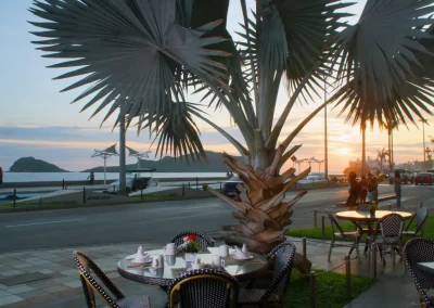 Vista hacía el malecón de Mazatlán desde Restaurante Marlin Café Don Pelayo
